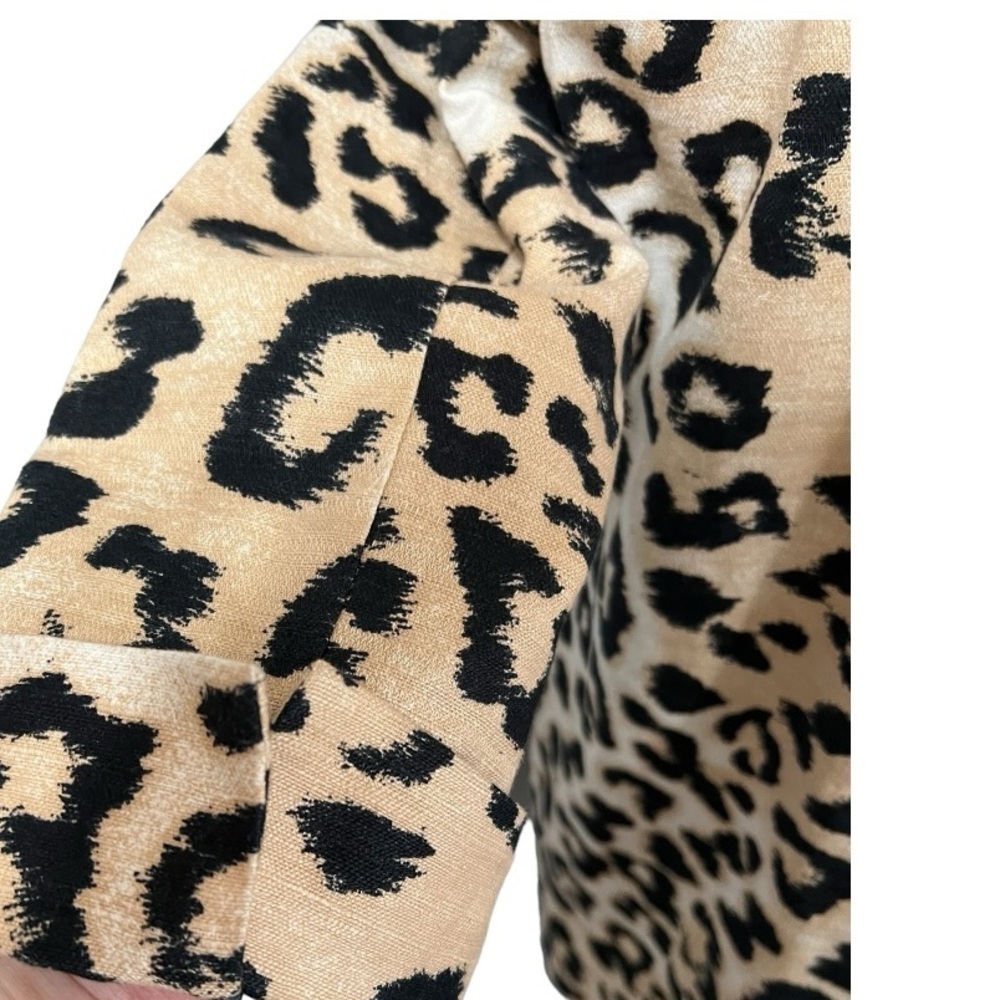 Chico’s 3/4 Sleeve Leopard Print Linen Blend Jacket Pockets Size  1 (8/10) - Picture 6 of 8